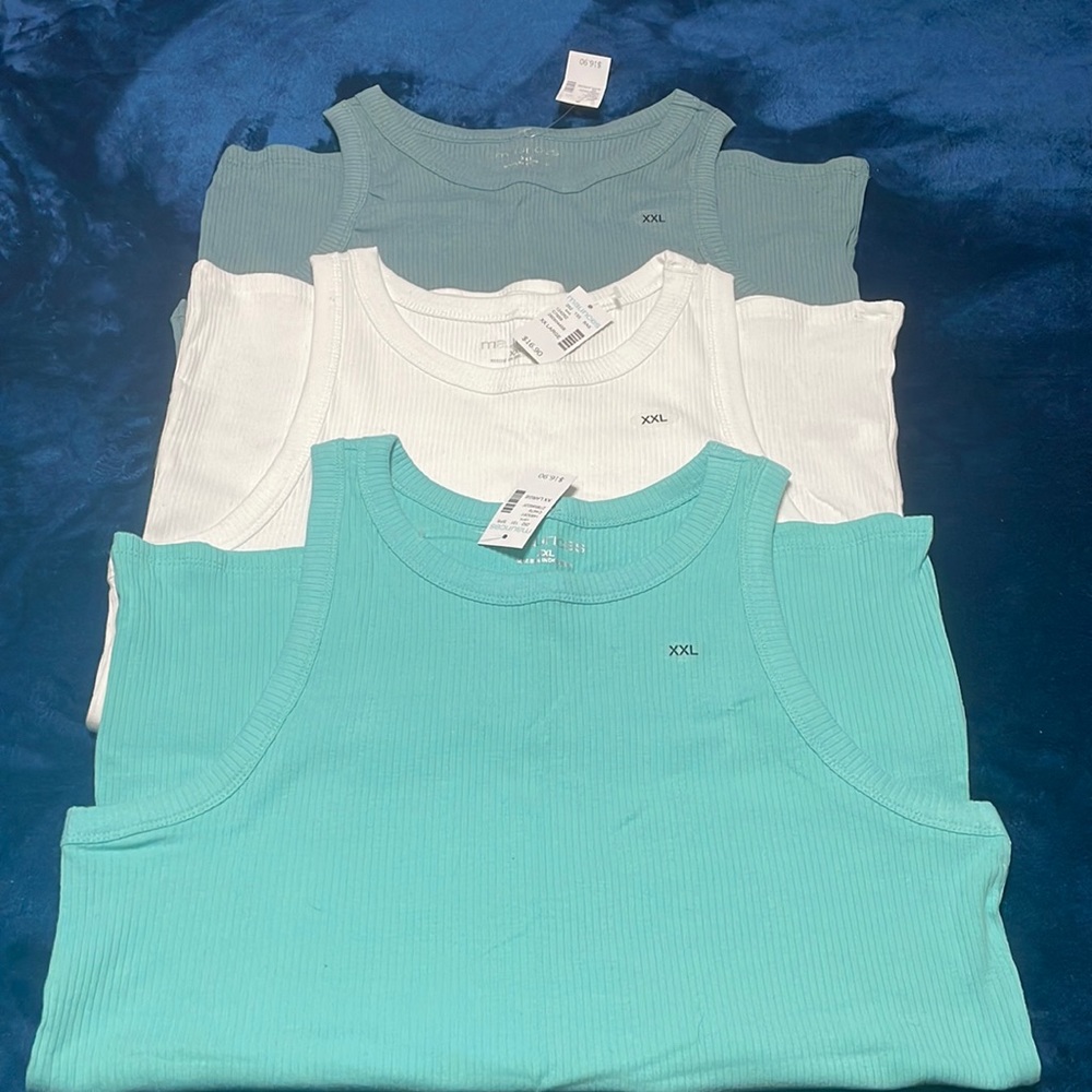 NWT Maurice’s ribbed tanks